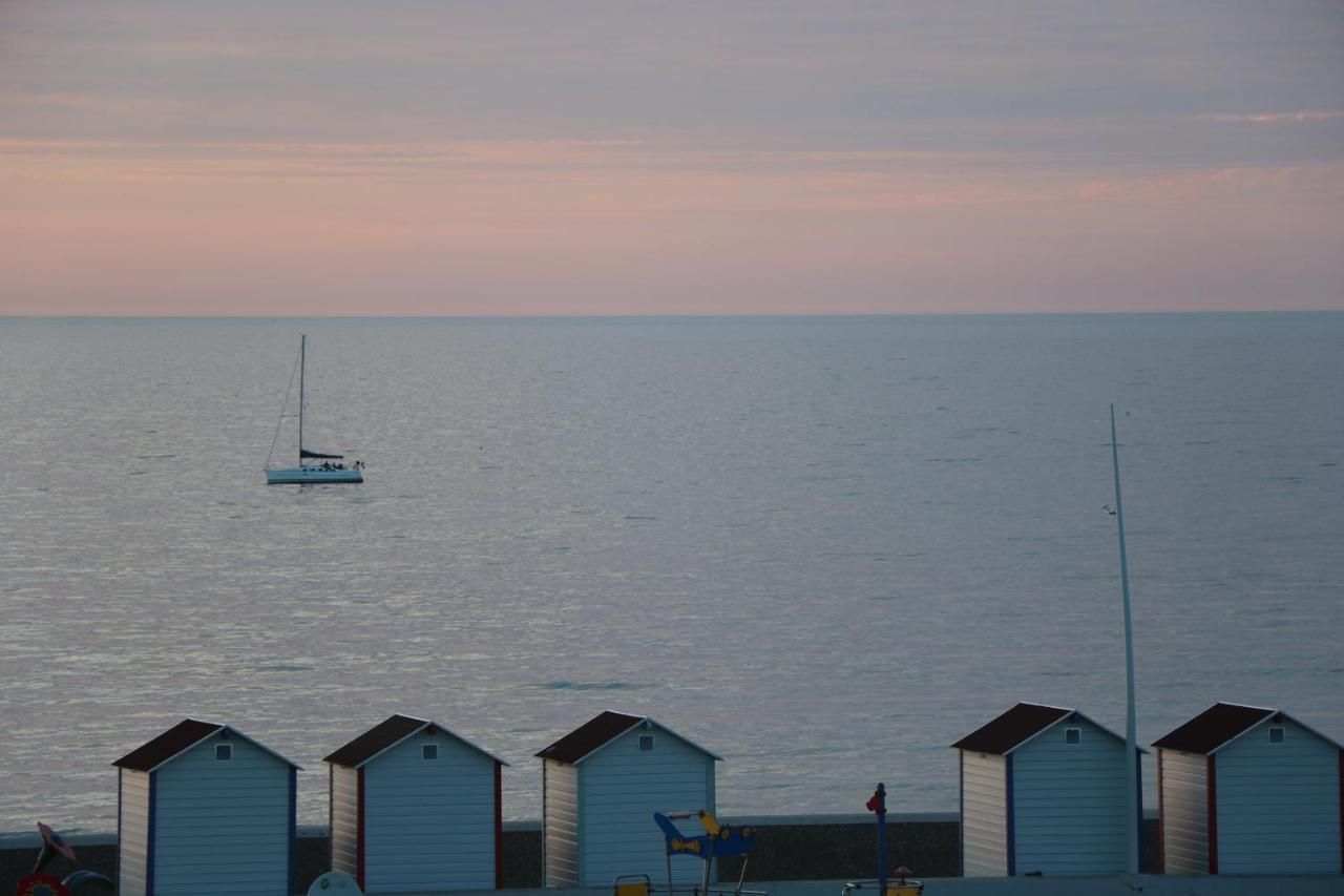 Jolie Maison En Bord De Mer A Pourville Hautot-sur-Mer Exteriör bild
